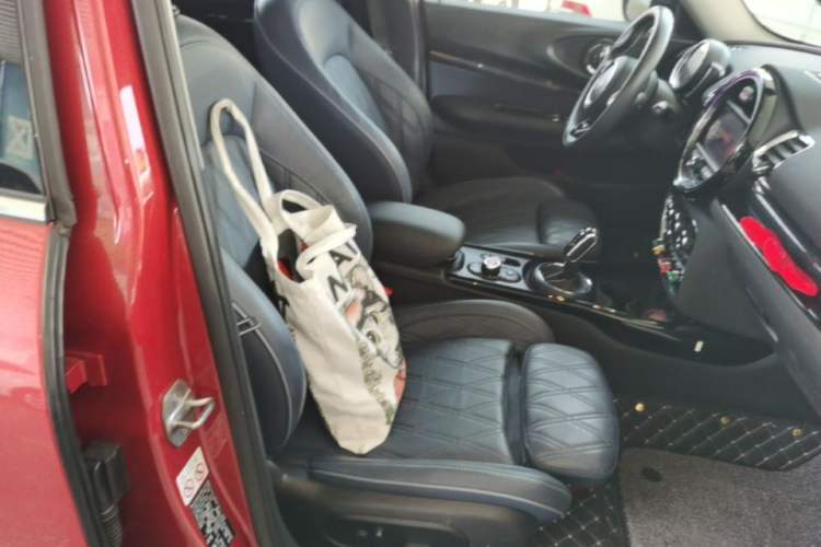 Used MINI Clubman 2019 1.5T COOPER Connoisseur Right Front Seat