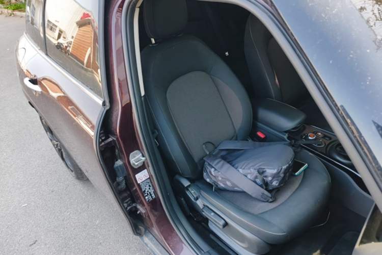 Used MINI Clubman 2019 1.5T ONE Aesthetic Edition Right Front Seat