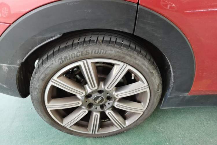 Used MINI Clubman 2019 1.5T COOPER Connoisseur Right Rear Wheel Hub