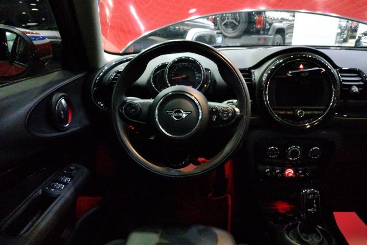 Used MINI Clubman 2019 1.5T ONE Steering Wheel