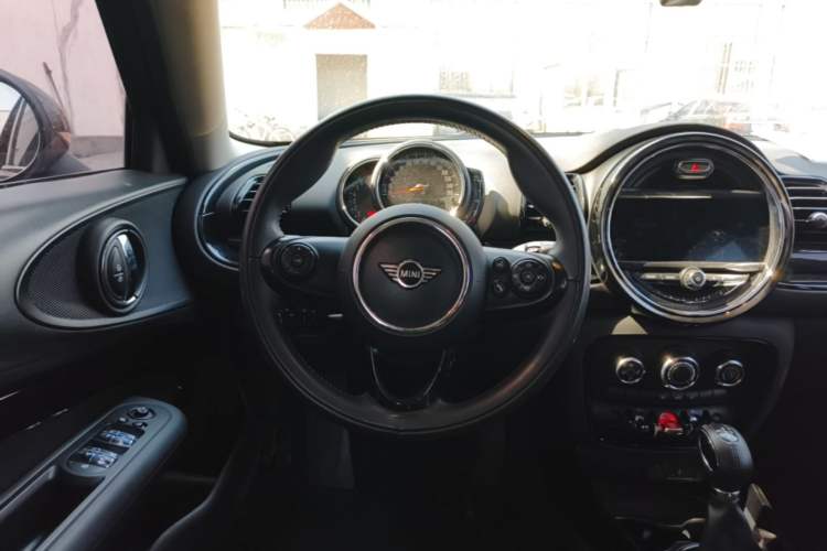 Used MINI Clubman 2019 1.5T ONE Aesthetic Edition Steering Wheel