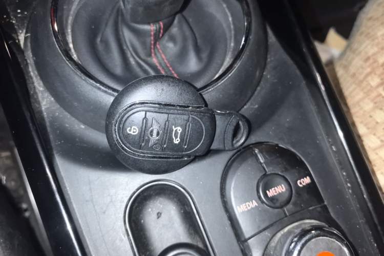 Used MINI Clubman 2019 2.0T COOPER S Vehicle Key