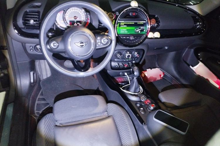 Used MINI Clubman 2019 1.5T COOPER Center Console