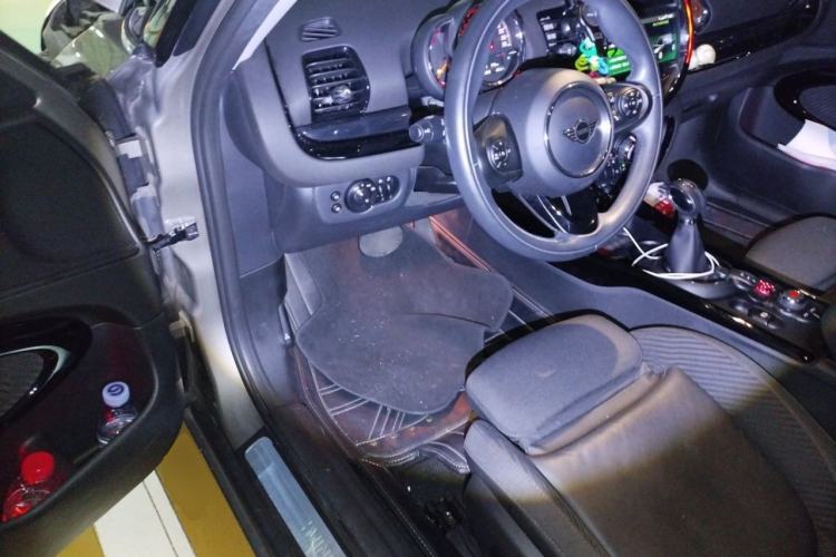 Used MINI Clubman 2019 1.5T COOPER Driver Seat