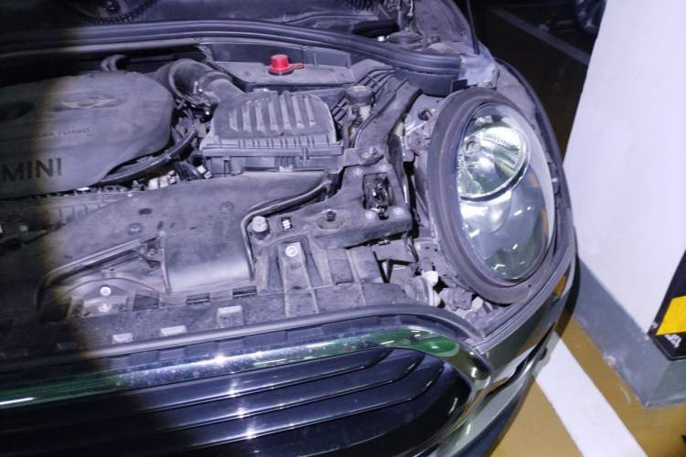 Used MINI Clubman 2019 1.5T COOPER Engine Bay Left