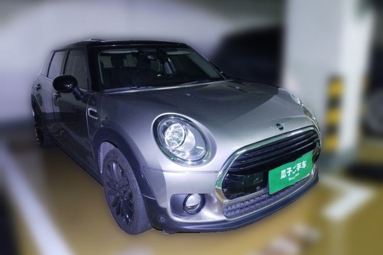 Used MINI Clubman 2019 1.5T COOPER Front Right 45 Deg