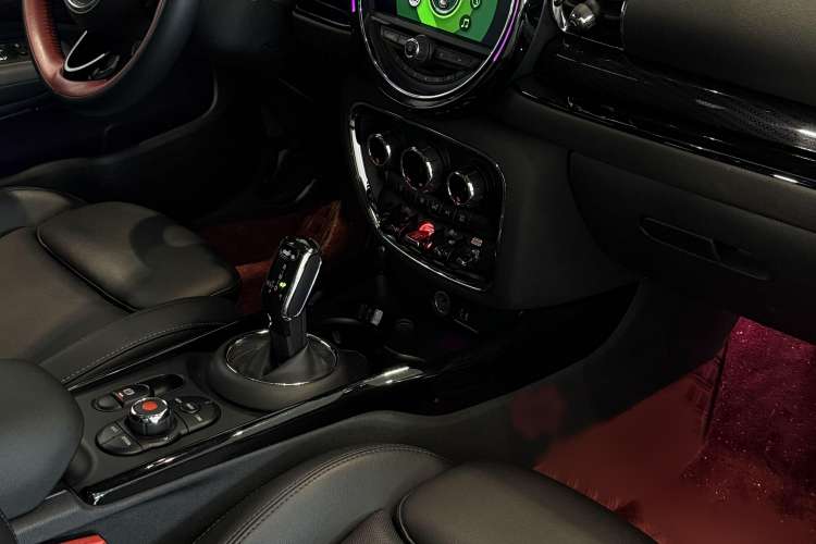 Used MINI Clubman 2019 1.5T COOPER Interior 5