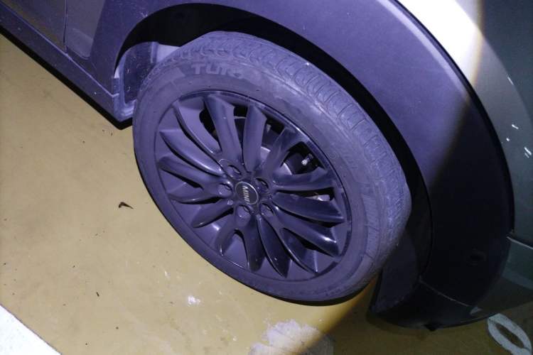 Used MINI Clubman 2019 1.5T COOPER Right Front Wheel Hub