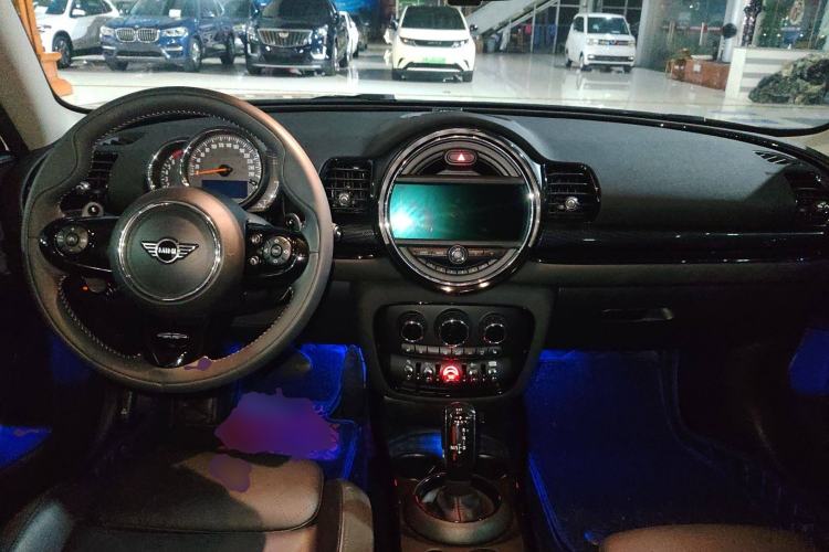 Used MINI Clubman 2019 2.0T COOPER S Center Console