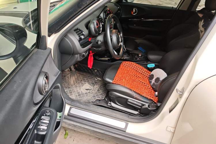 Used MINI Clubman 2019 1.5T ONE Driver Seat