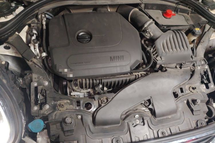 Used MINI Clubman 2019 1.5T ONE Engine Bay