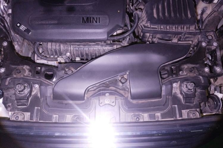 Used MINI Clubman 2019 1.5T ONE Engine Bay