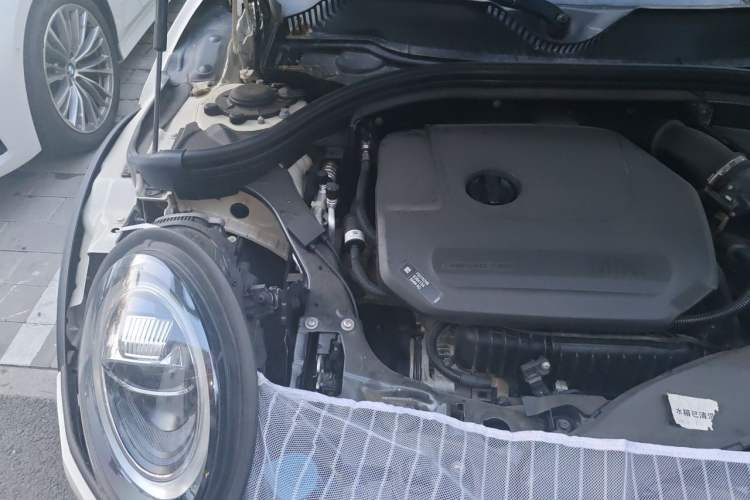 Used MINI Clubman 2019 1.5T ONE Engine Bay Right