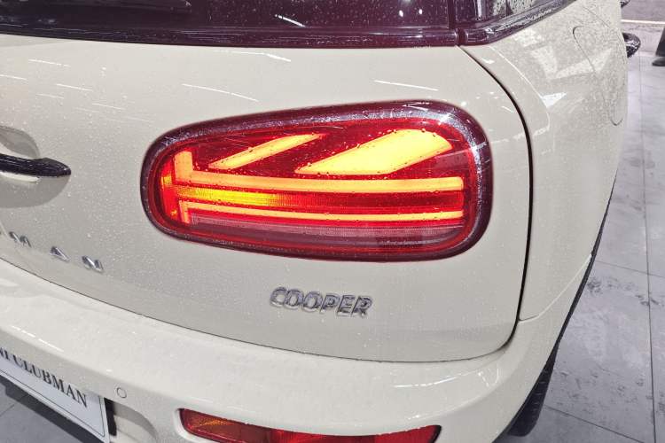 Used MINI Clubman 2019 1.5T COOPER Connoisseur Exterior 3