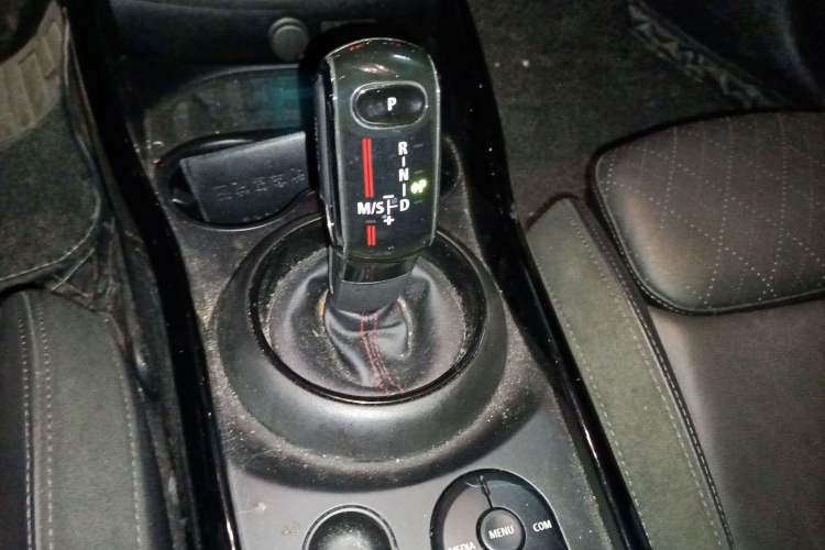 Used MINI Clubman 2019 2.0T COOPER S Gear Lever