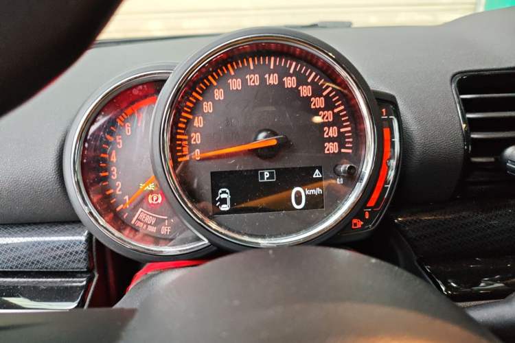 Used MINI Clubman 2019 1.5T ONE Instrument Cluster