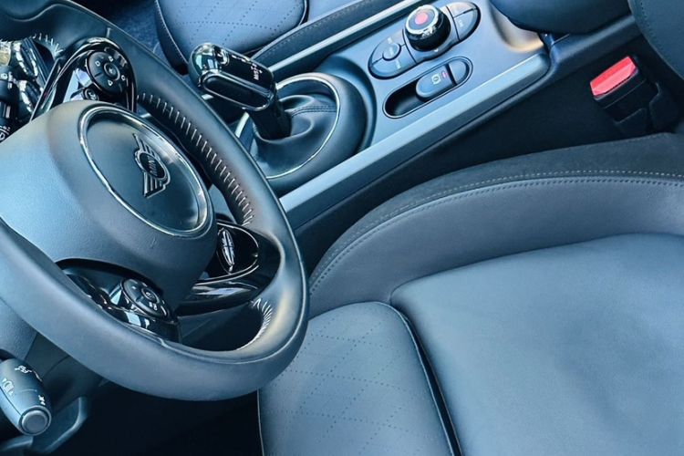 Used MINI Clubman 2019 1.5T COOPER Connoisseur Interior 3