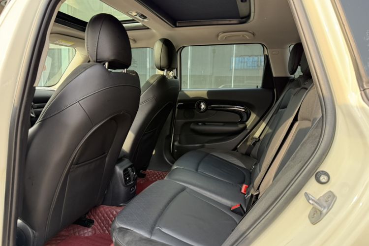 Used MINI Clubman 2019 1.5T COOPER Connoisseur Interior 3