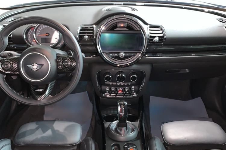 Used MINI Clubman 2019 2.0T COOPER S Interior 3