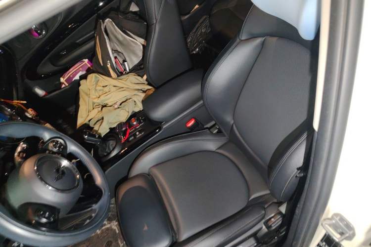 Used MINI Clubman 2019 1.5T ONE Left Front Seat