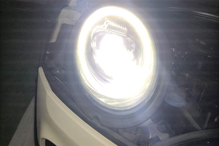 Used MINI Clubman 2019 2.0T COOPER S Right Front Headlight