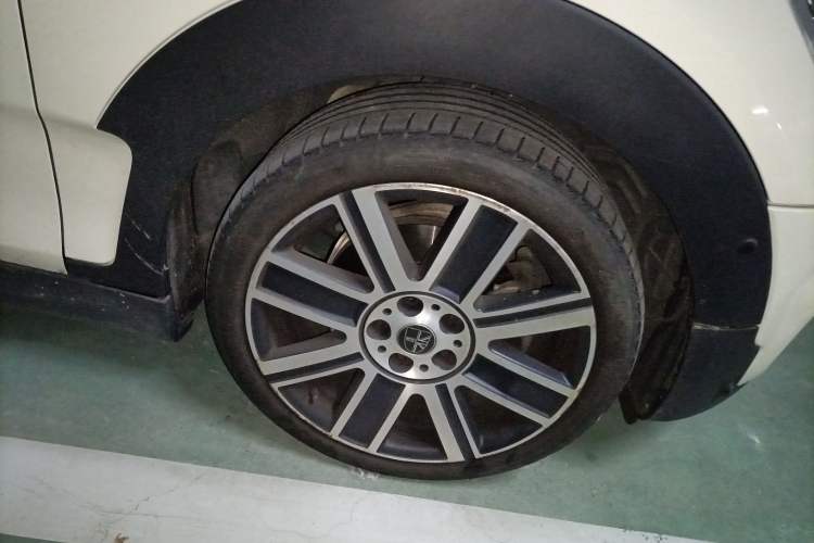 Used MINI Clubman 2019 2.0T COOPER S Right Front Wheel Hub