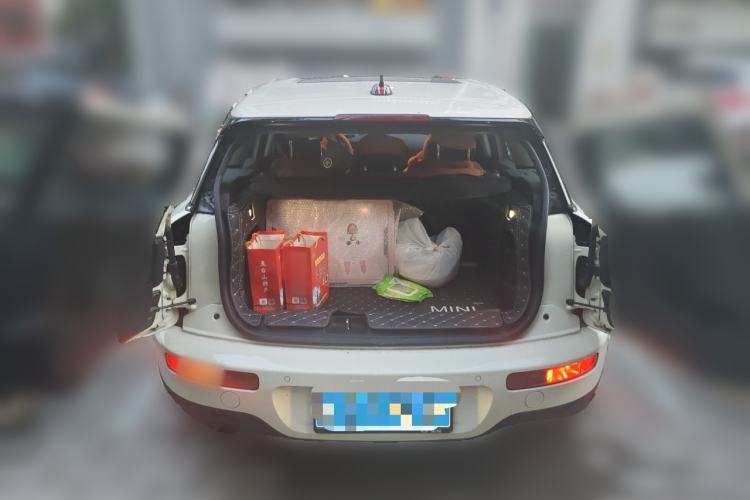 Used MINI Clubman 2019 1.5T ONE Trunk
