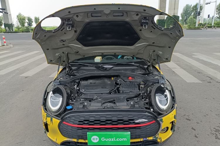 Used MINI Clubman 2019 2.0T COOPER S Engine Bay
