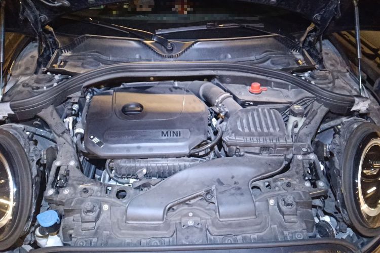 Used MINI Clubman 2021 1.5T COOPER Connoisseur Engine Bay