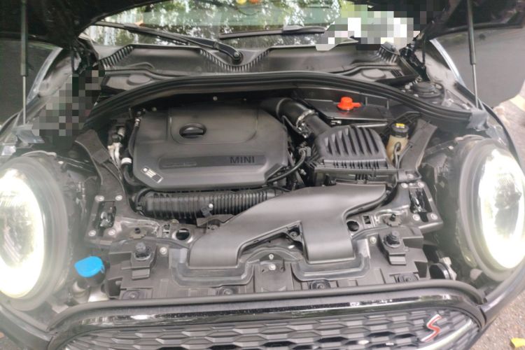 Used MINI Clubman 2021 2.0T COOPER S Engine Bay