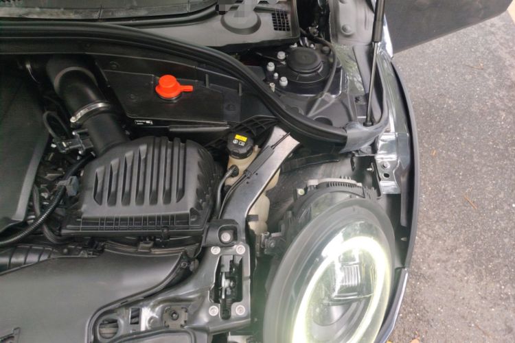 Used MINI Clubman 2021 2.0T COOPER S Engine Bay Left