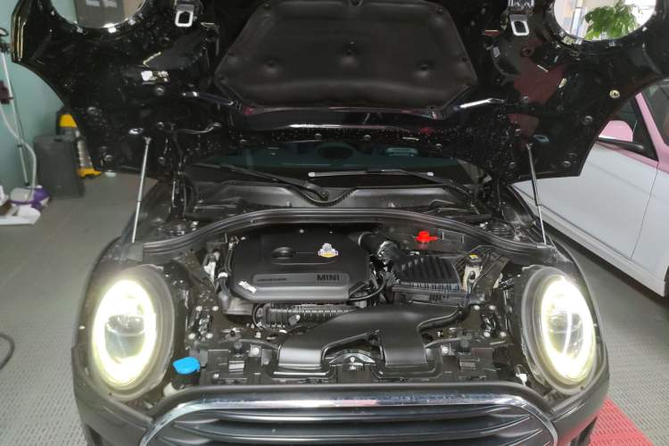 Used MINI Clubman 2021 1.5T COOPER Connoisseur Engine Bay