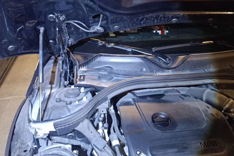 Used MINI Clubman 2021 1.5T COOPER Connoisseur Engine Bay Right