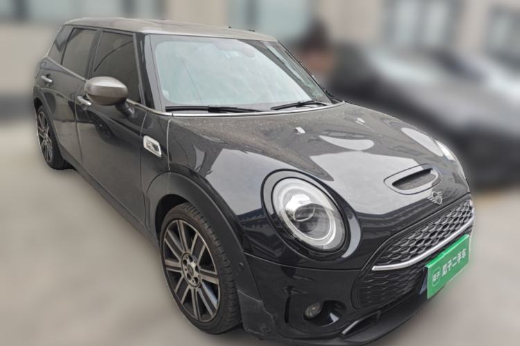 Used MINI Clubman 2021 2.0T COOPER S Front Right 45 Deg
