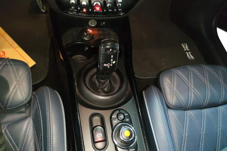 Used MINI Clubman 2021 1.5T COOPER Connoisseur Gear Lever