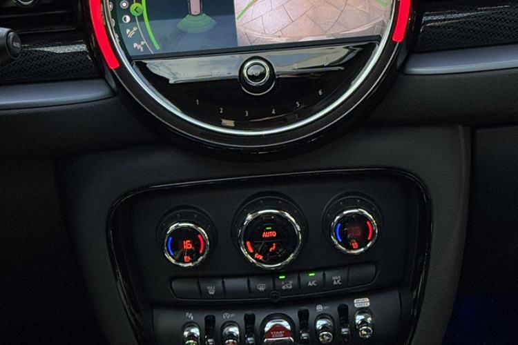 Used MINI Clubman 2021 2.0T COOPER S Interior 6