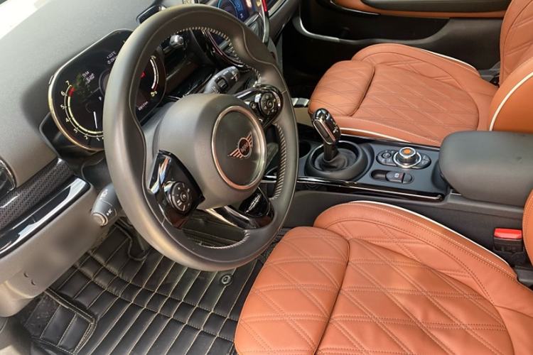 Used MINI Clubman 2021 1.5T COOPER Connoisseur Interior 9