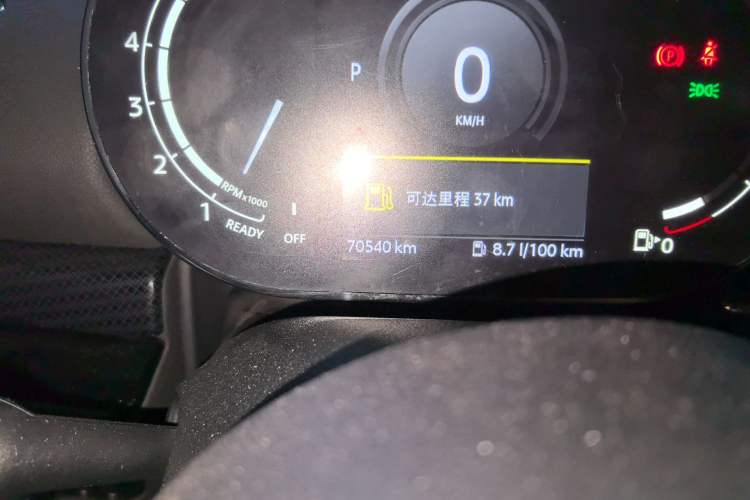 Used MINI Clubman 2021 2.0T COOPER S Odometer Close Up