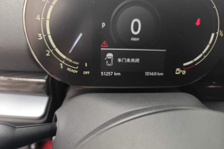 Used MINI Clubman 2021 1.5T COOPER Odometer Close Up