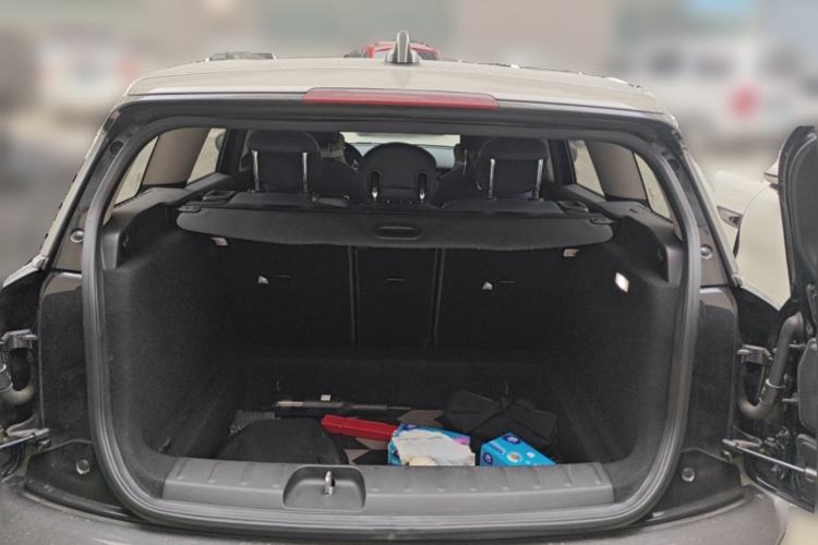 Used MINI Clubman 2021 2.0T COOPER S Trunk