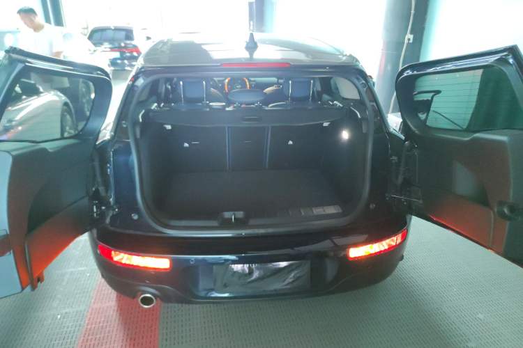 Used MINI Clubman 2021 1.5T COOPER Connoisseur Trunk