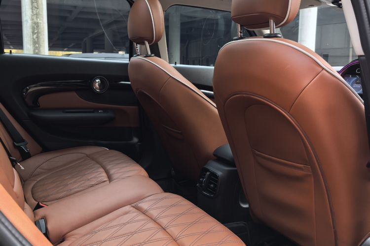 Used MINI Clubman 2021 1.5T COOPER Connoisseur Interior 6