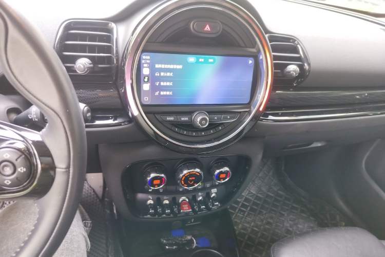 Used MINI Clubman 2021 1.5T COOPER Connoisseur Audio And AC Panel