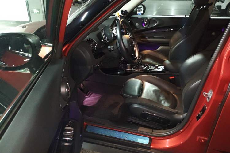 Used MINI Clubman 2021 2.0T COOPER S Driver Seat