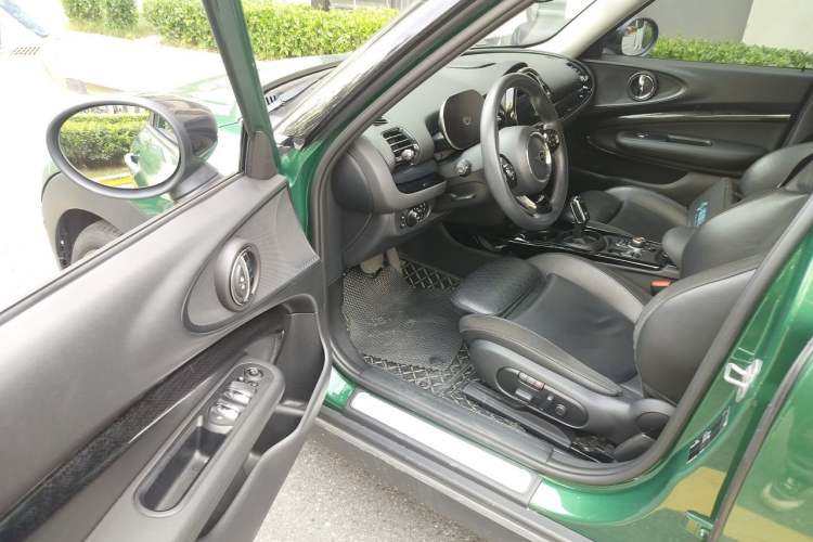 Used MINI Clubman 2021 1.5T COOPER Connoisseur Driver Seat