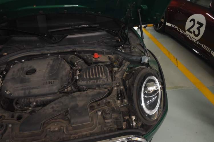 Used MINI Clubman 2021 1.5T COOPER Connoisseur Engine Bay Left