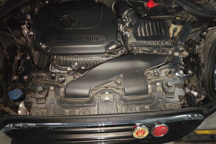 Used MINI Clubman 2021 1.5T COOPER Connoisseur Engine Bay