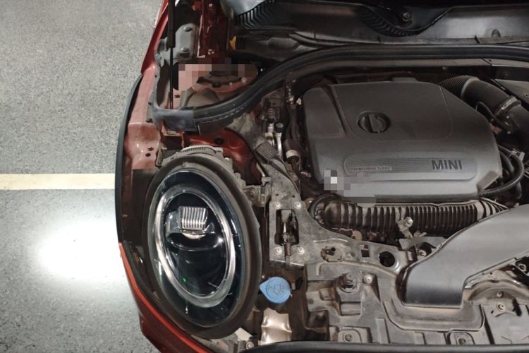 Used MINI Clubman 2021 2.0T COOPER S Engine Bay Right