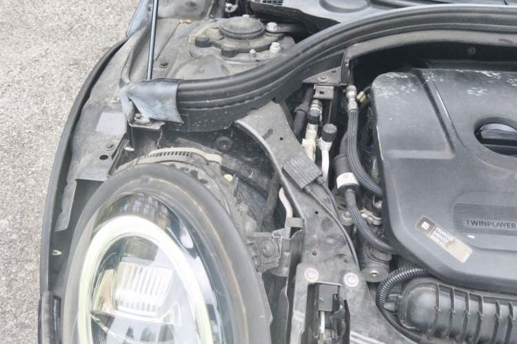 Used MINI Clubman 2021 2.0T COOPER S Engine Bay Right