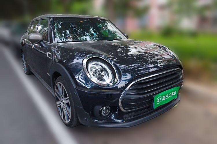 Used MINI Clubman 2021 1.5T COOPER Connoisseur Front Right 45 Deg